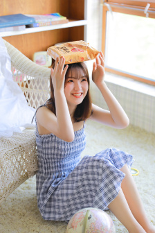 公公强吻儿媳